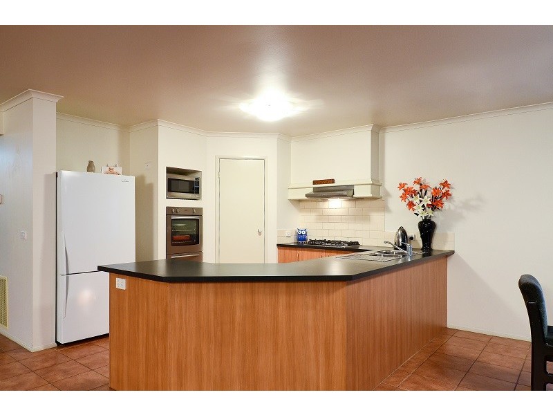 10 Castleridge Court, Narre Warren South VIC 3805