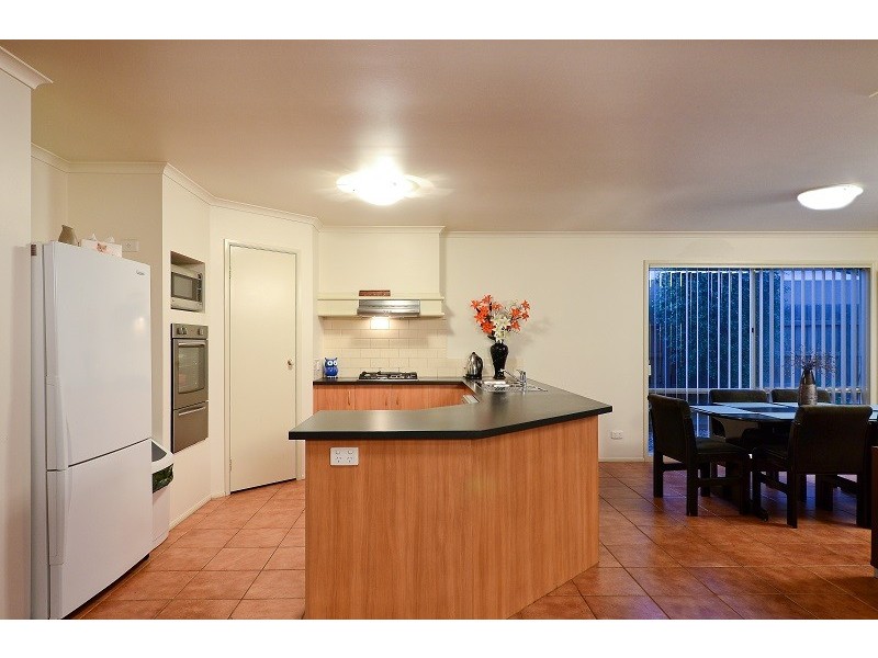 10 Castleridge Court, Narre Warren South VIC 3805