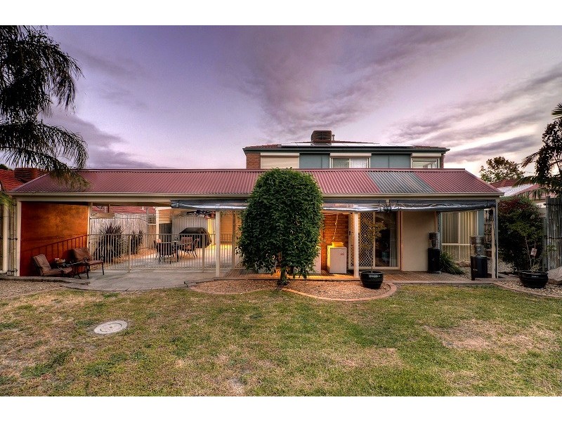 10 Castleridge Court, Narre Warren South VIC 3805