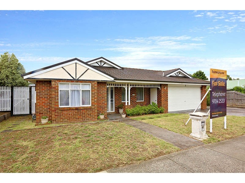 5 The Boulevard, Narre Warren South VIC 3805