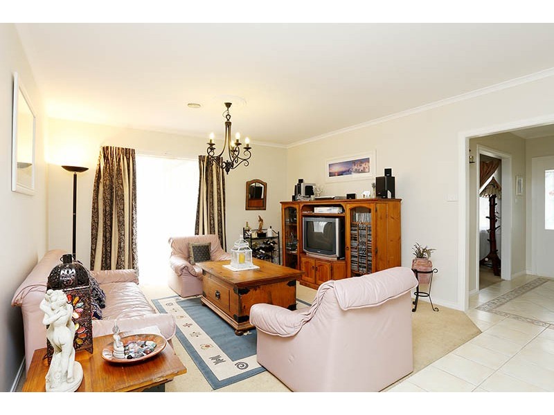 5 The Boulevard, Narre Warren South VIC 3805