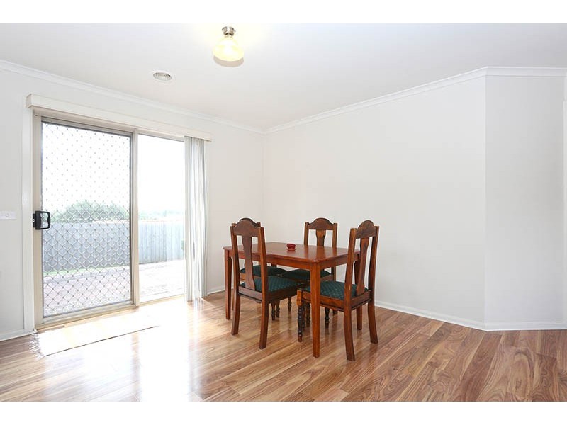 1 Vivian Court, Drouin VIC 3818