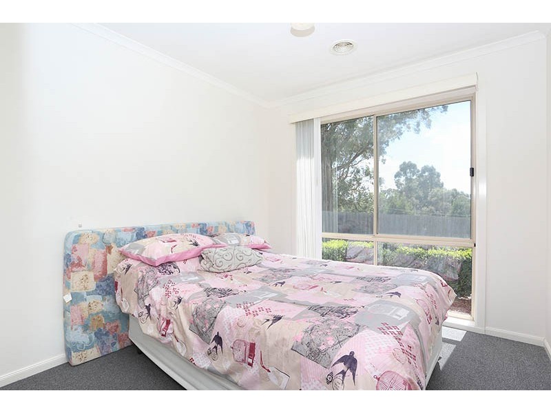 1 Vivian Court, Drouin VIC 3818