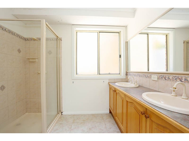 74 The Boulevard, Narre Warren South VIC 3805