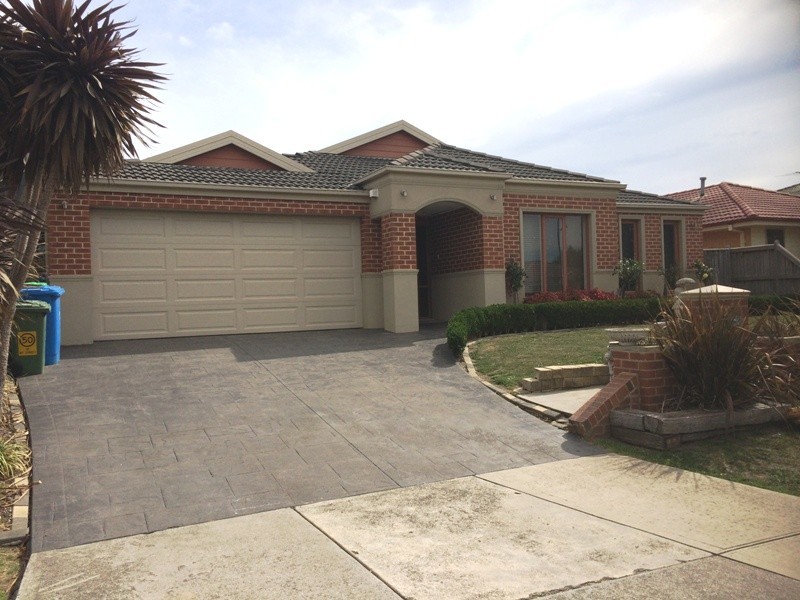 7 Toulouse Terrace, Narre Warren South VIC 3805