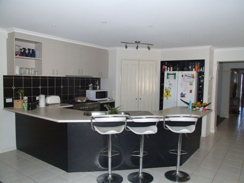 7 Toulouse Terrace, Narre Warren South VIC 3805