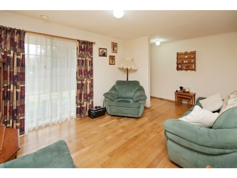 5 Glenleigh Court, Cranbourne North VIC 3977