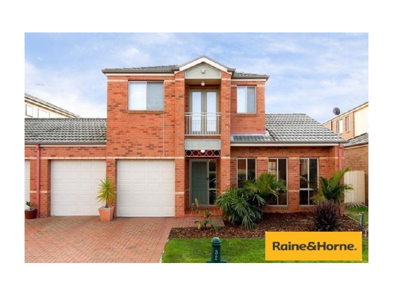 32 Amhurst Drive, Narre Warren South VIC 3805