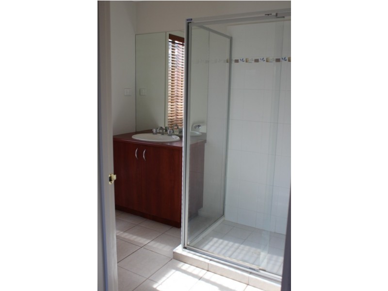 121 Seebeck Drive, Narre Warren South VIC 3805