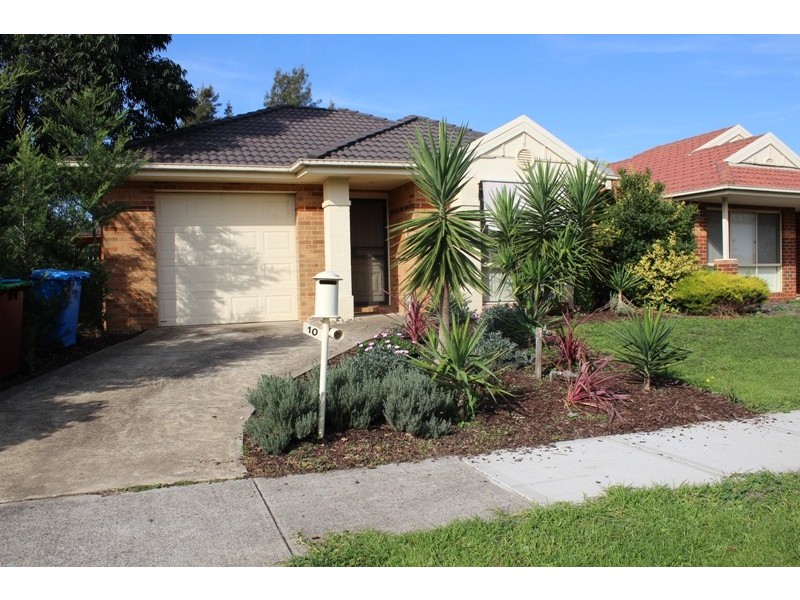 10 Bewley Way, Berwick VIC 3806