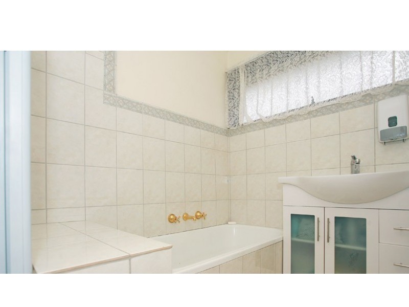 12 Strzelecki Court, Cranbourne North VIC 3977