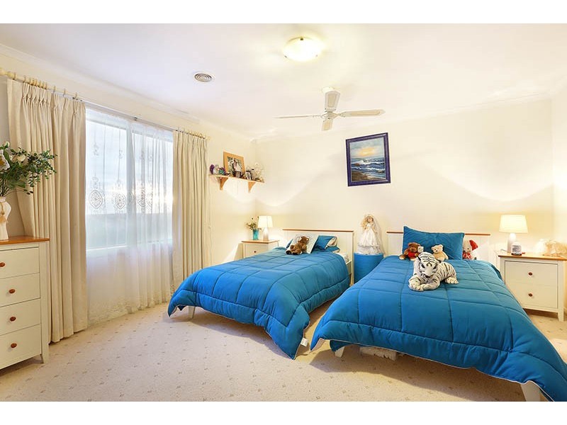 109 Montbrae Circuit, Narre Warren North VIC 3804