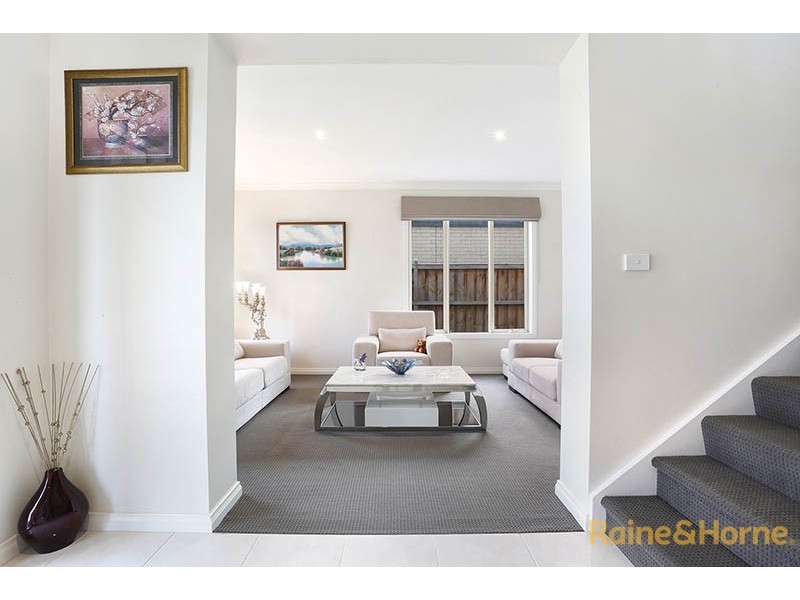 46 Mountainview Boulevard, Cranbourne North VIC 3977