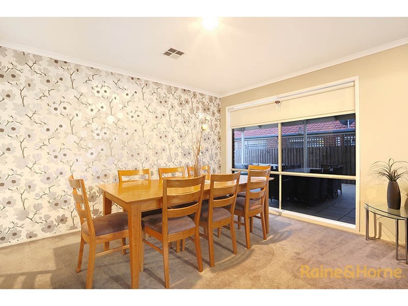 14 Eastbourne Way, Narre Warren South VIC 3805