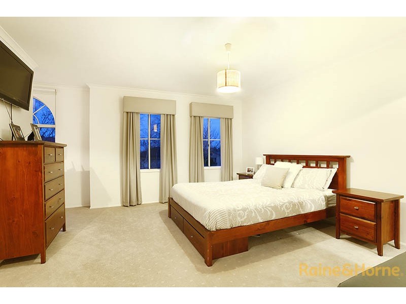 14 Eastbourne Way, Narre Warren South VIC 3805