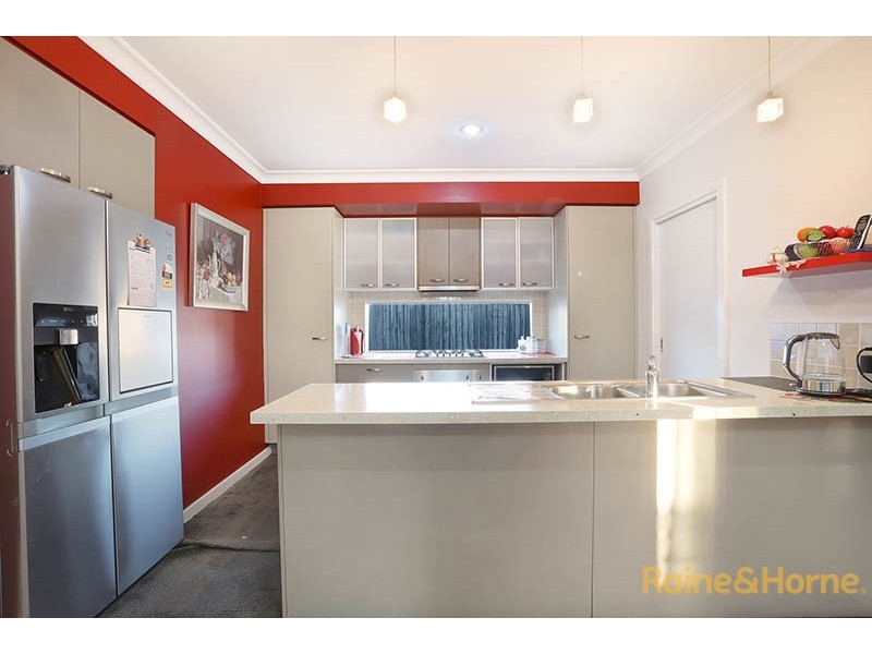 5 Danby Court, Cranbourne North VIC 3977