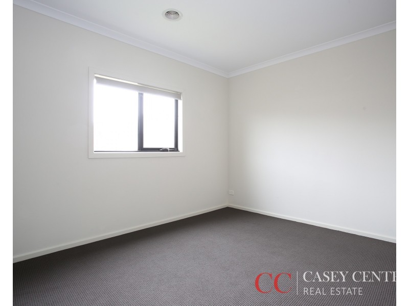 7 Pasadena Boulevard, Clyde VIC 3978