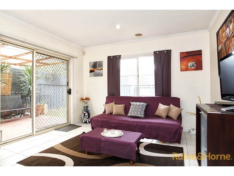 10 Bewley Way, Berwick VIC 3806