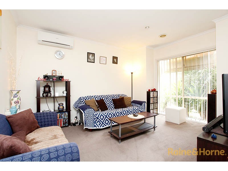 10 Bewley Way, Berwick VIC 3806