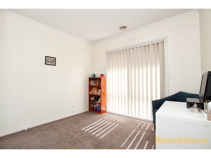 10 Bewley Way, Berwick VIC 3806