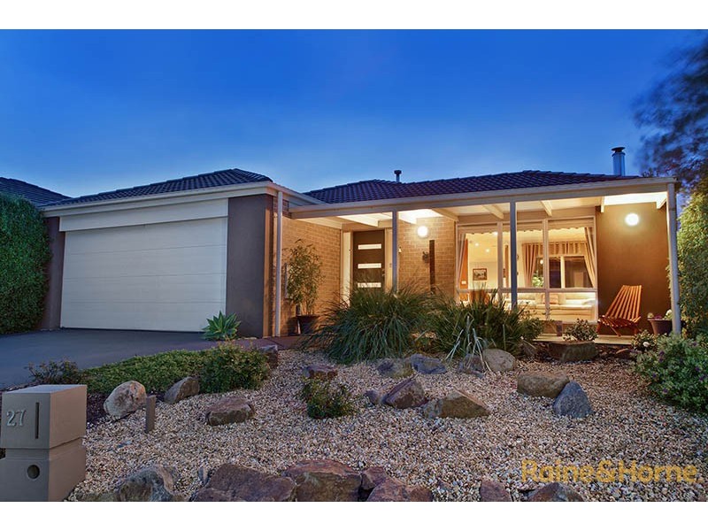 27 The Esplanade, Narre Warren South VIC 3805