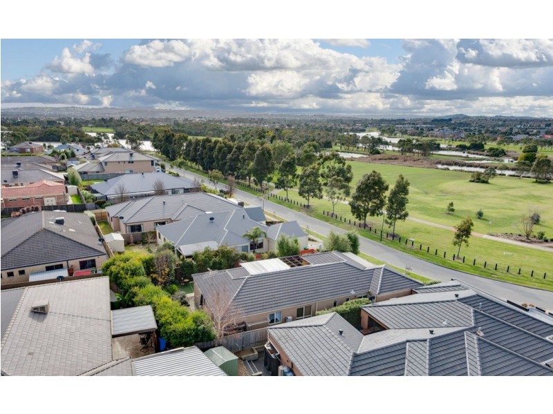 27 The Esplanade, Narre Warren South VIC 3805