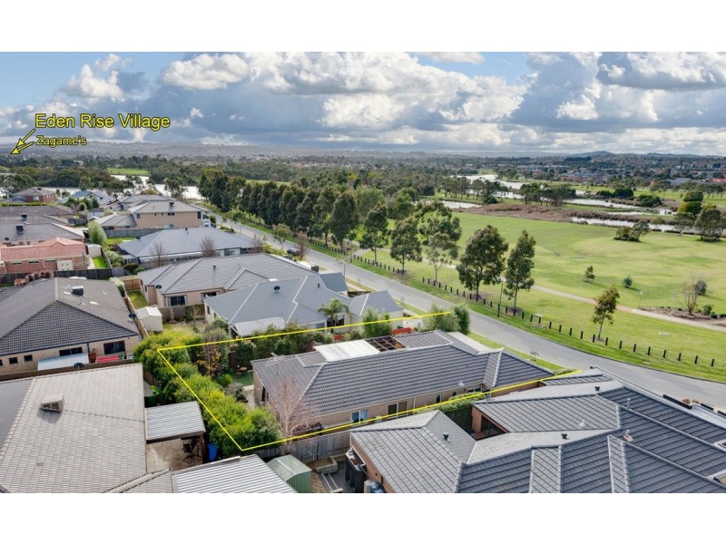 27 The Esplanade, Narre Warren South VIC 3805