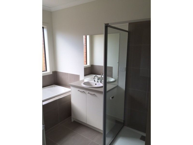 7 Hackberry Place, Berwick VIC 3806