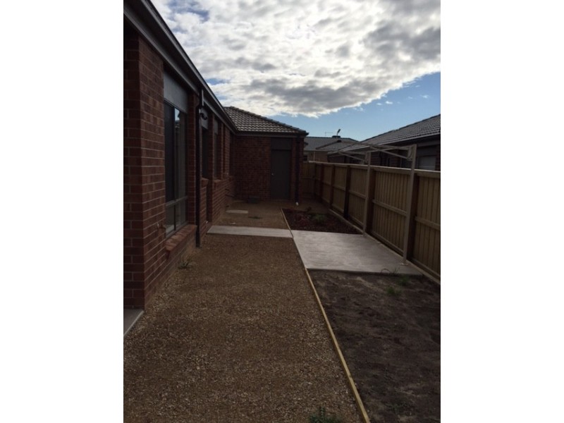 7 Hackberry Place, Berwick VIC 3806