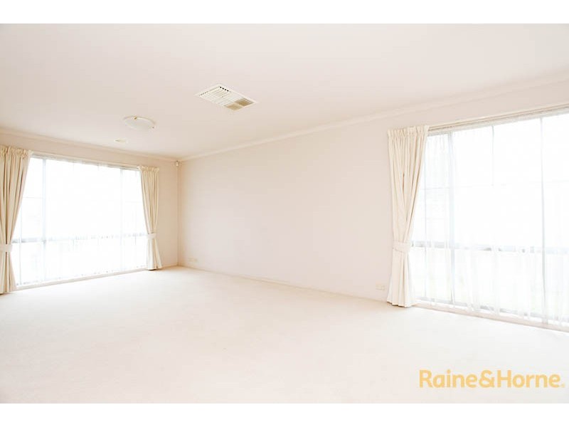 29 Sherwood Road, Narre Warren South VIC 3805
