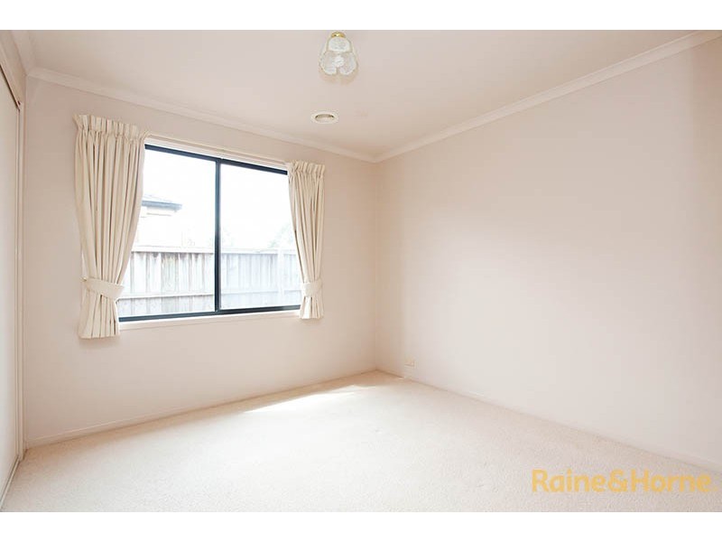 29 Sherwood Road, Narre Warren South VIC 3805