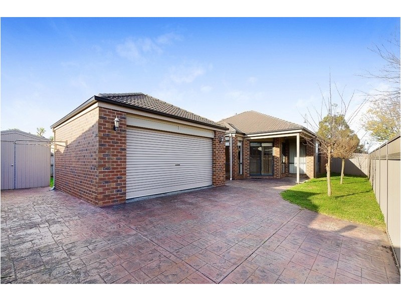 29 Sherwood Road, Narre Warren South VIC 3805