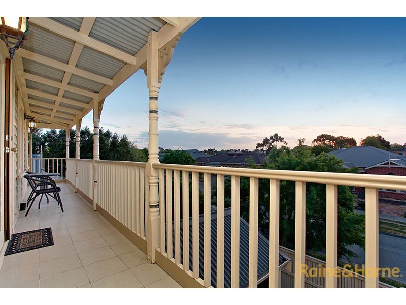 10 Peppertree Avenue, Narre Warren South VIC 3805