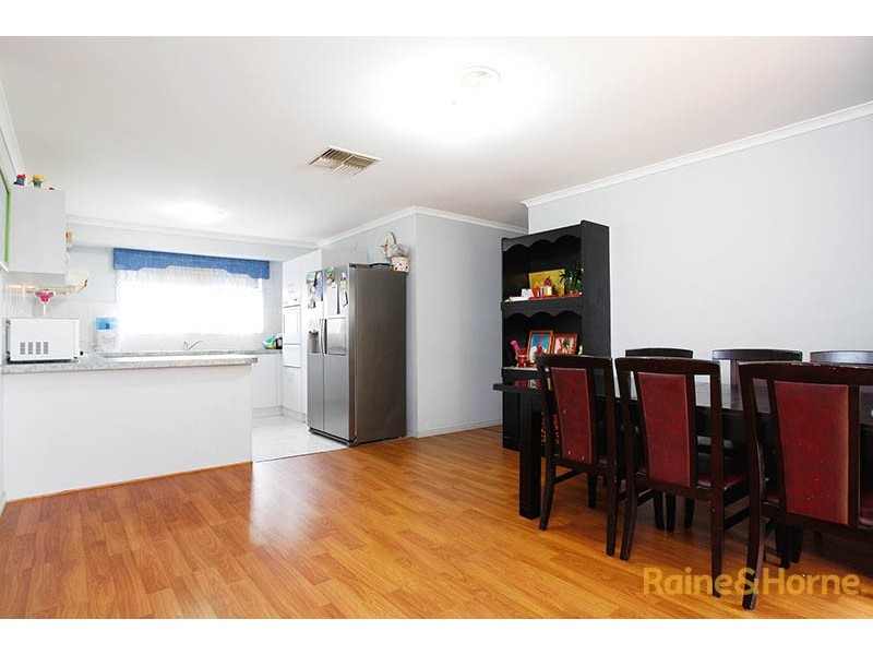 13 Arnica Close, Hampton Park VIC 3976