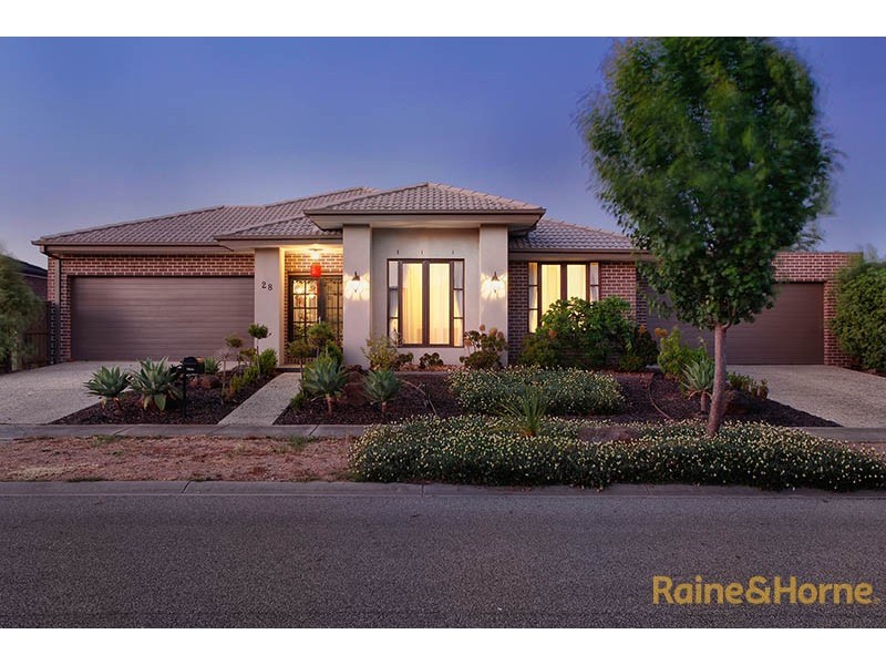 28 Skipperstone Glen, Narre Warren South VIC 3805