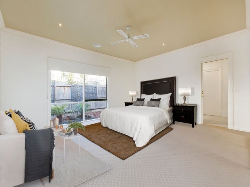5 The Esplanade, Narre Warren South VIC 3805