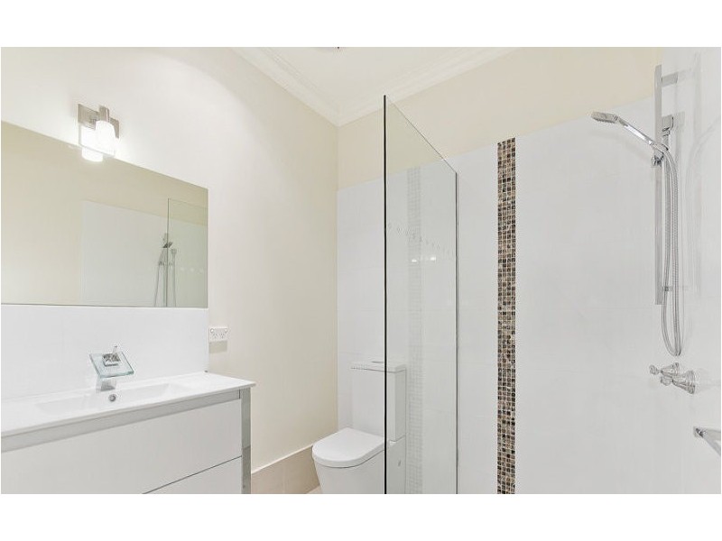 5 The Esplanade, Narre Warren South VIC 3805