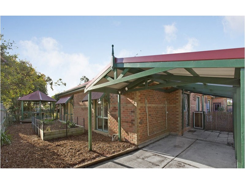 5 The Esplanade, Narre Warren South VIC 3805