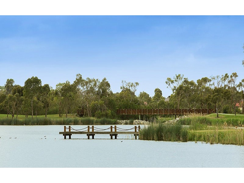 5 The Esplanade, Narre Warren South VIC 3805