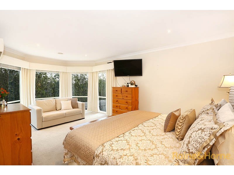 8 View Park Circuit, Narre Warren South VIC 3805