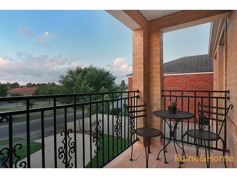 8 View Park Circuit, Narre Warren South VIC 3805