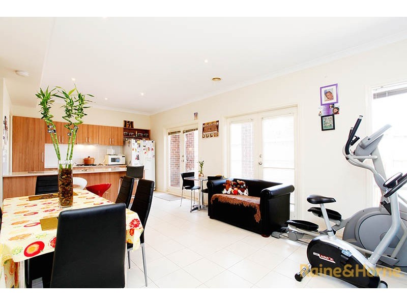 15 Hickory Drive, Narre Warren South VIC 3805