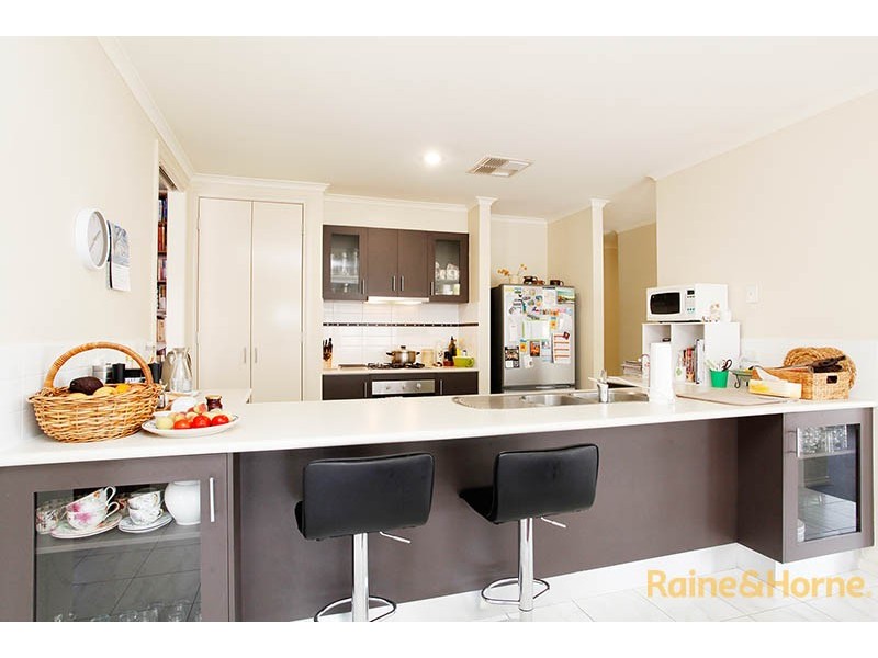 4 Cherrywood Way, Narre Warren South VIC 3805