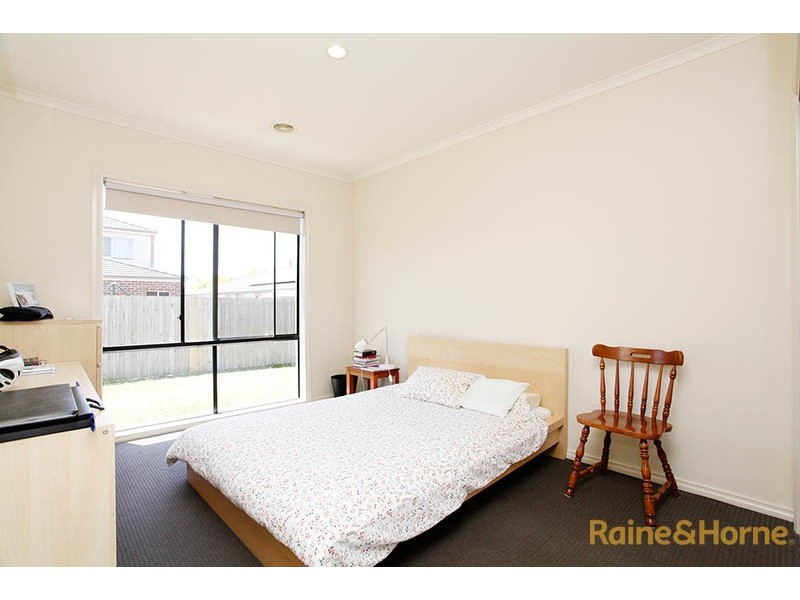 4 Cherrywood Way, Narre Warren South VIC 3805