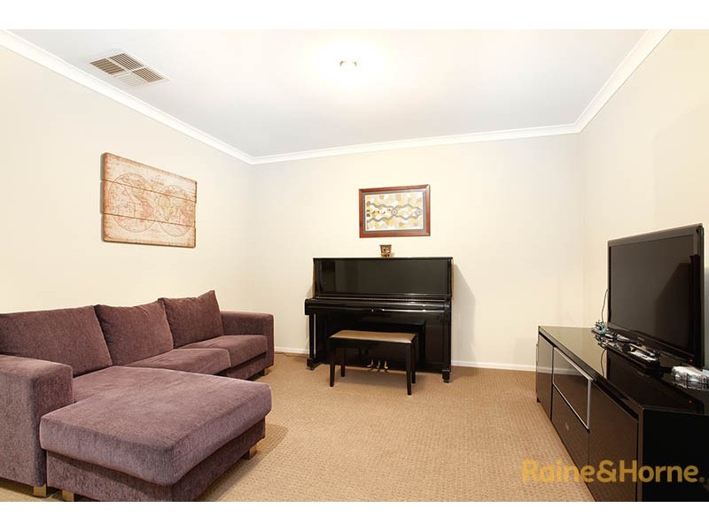 28 Vert Avenue, Narre Warren South VIC 3805