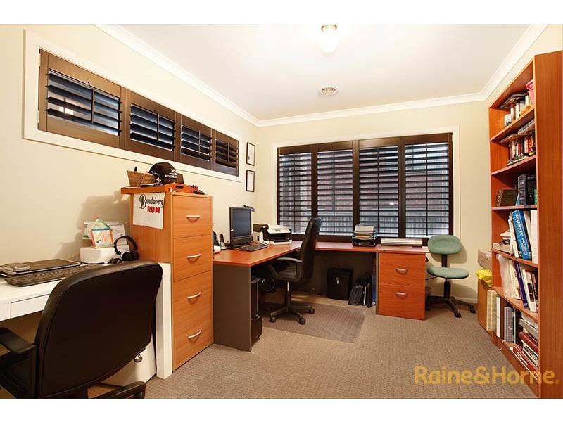 28 Vert Avenue, Narre Warren South VIC 3805