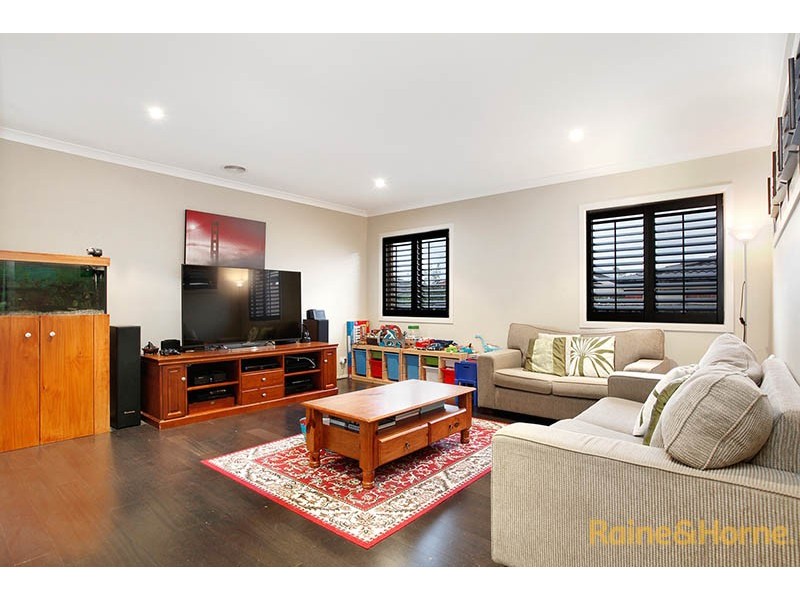 28 Vert Avenue, Narre Warren South VIC 3805