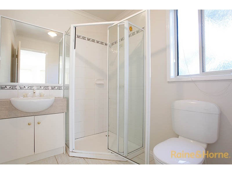 1 Edgewood Close, Narre Warren South VIC 3805