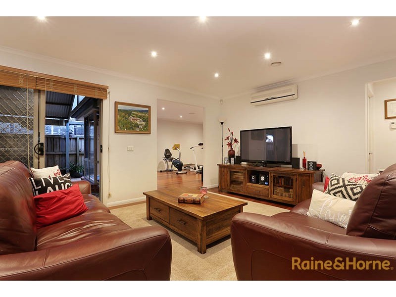 26 St Georges Road, Narre Warren South VIC 3805