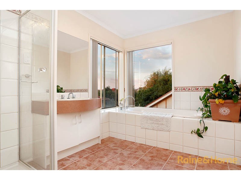 22 Broadland Way, Narre Warren South VIC 3805